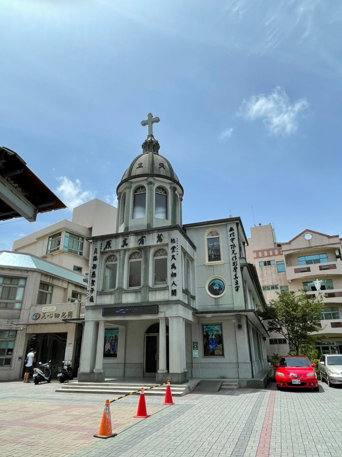 斗六聖玫瑰天主堂.img