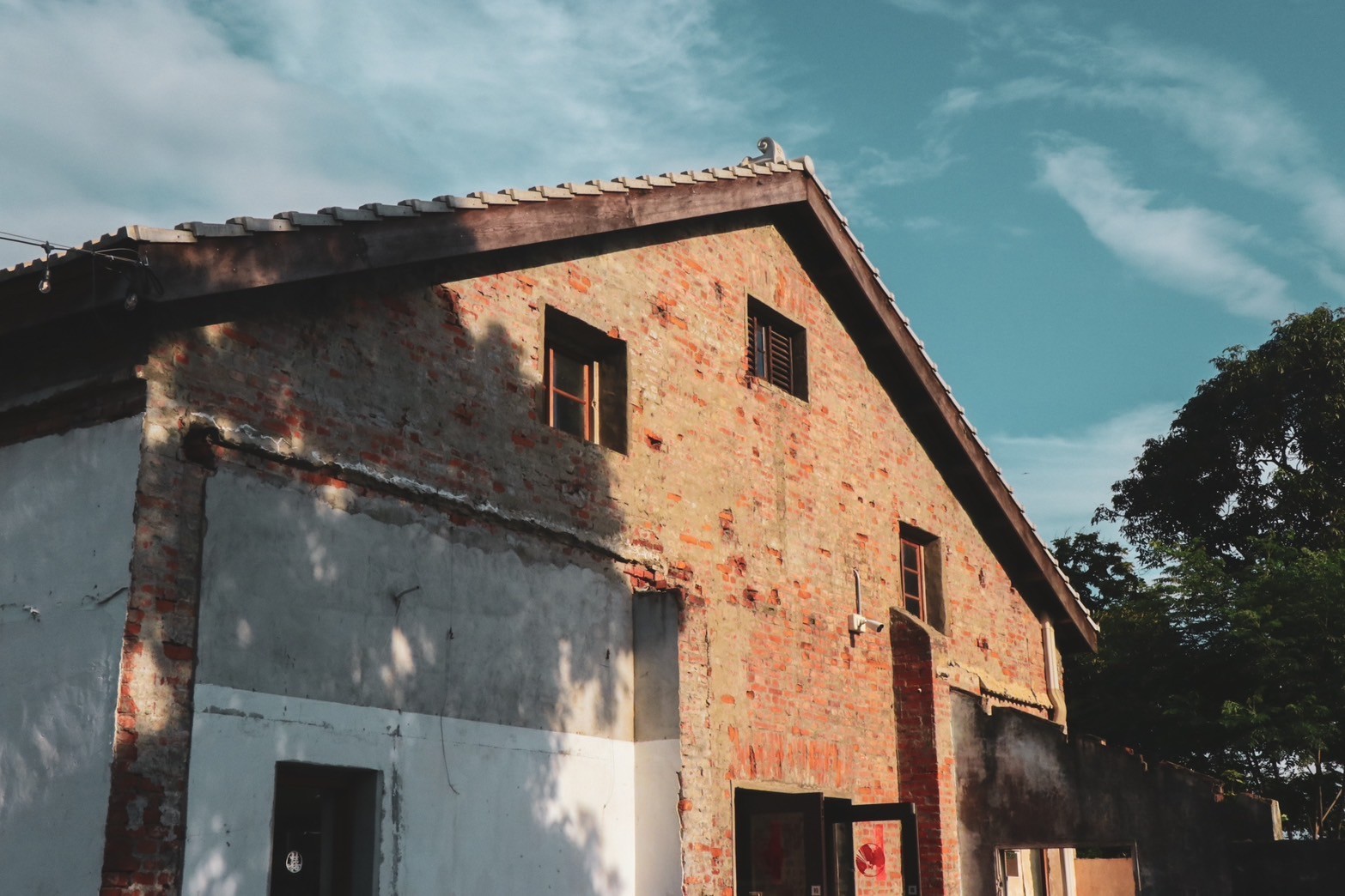 建國眷村一隅.img