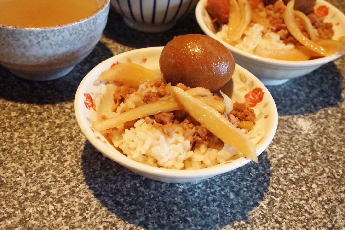 虎尾兩丿爌肉飯.img