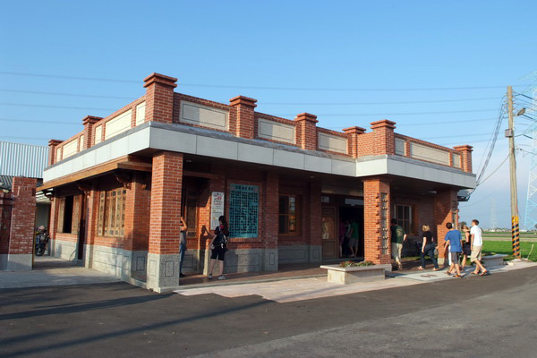 蕃薯窯文化創意園區.img