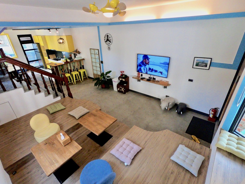 凹凸宿嬉遊民宿.img